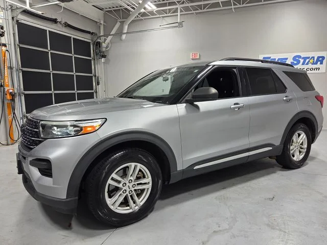 Used 2020 Silver Ford XLT image 3