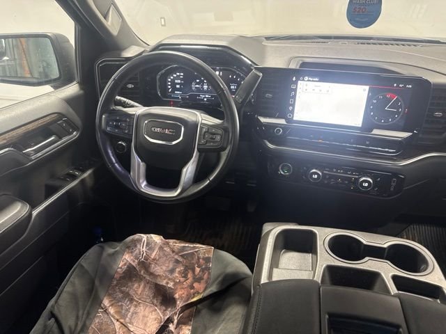 Used 2023 Black GMC Elevation image 19