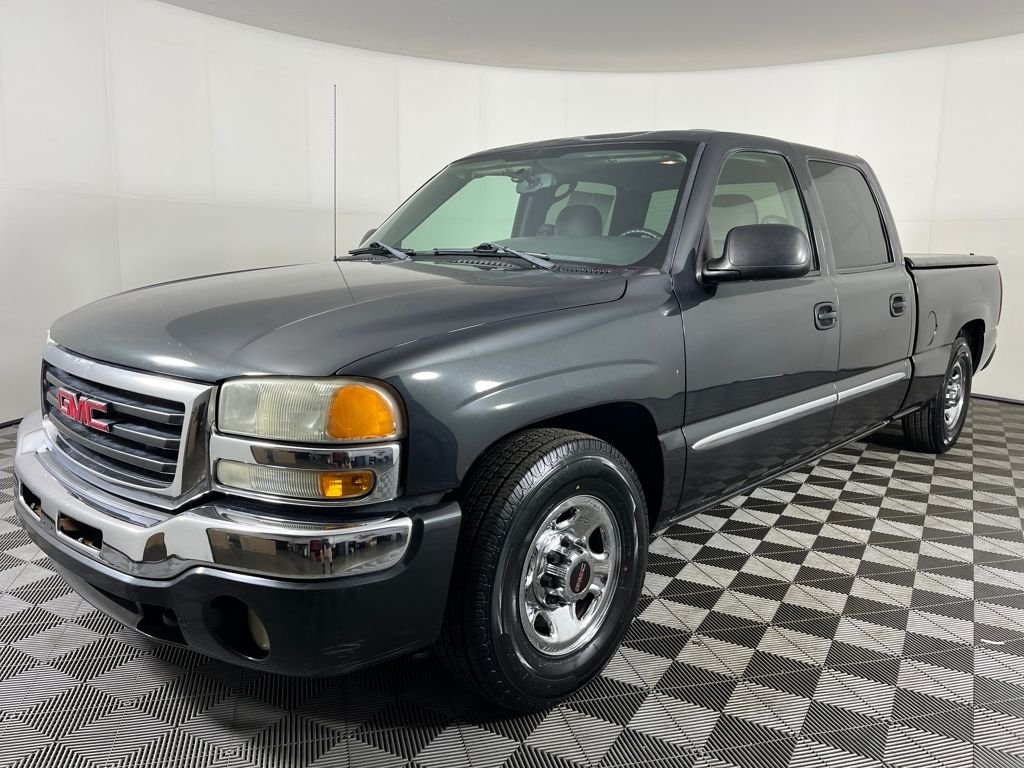 2003 GMC Sierra 2WD Crew Cab 6 1/2-ft SLE's photo