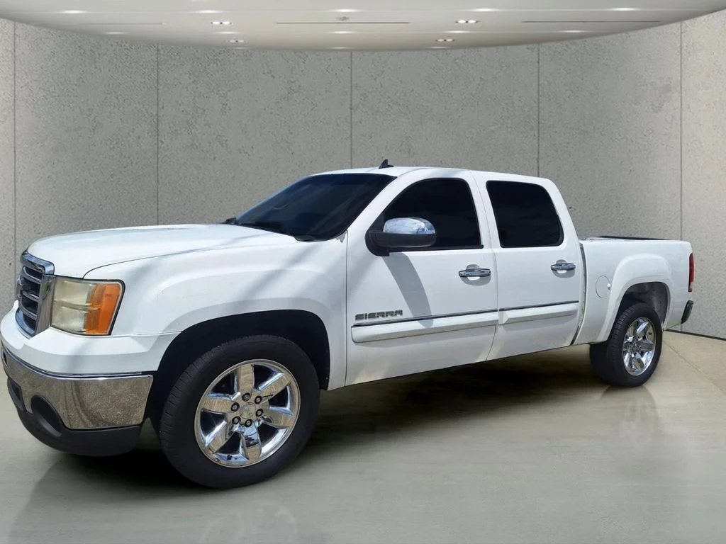 2013 GMC Sierra 2WD Crew Cab SLE SWB's photo