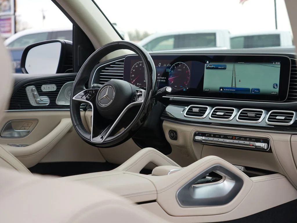 Used 2024  Mercedes-Benz GLE 450 image 32