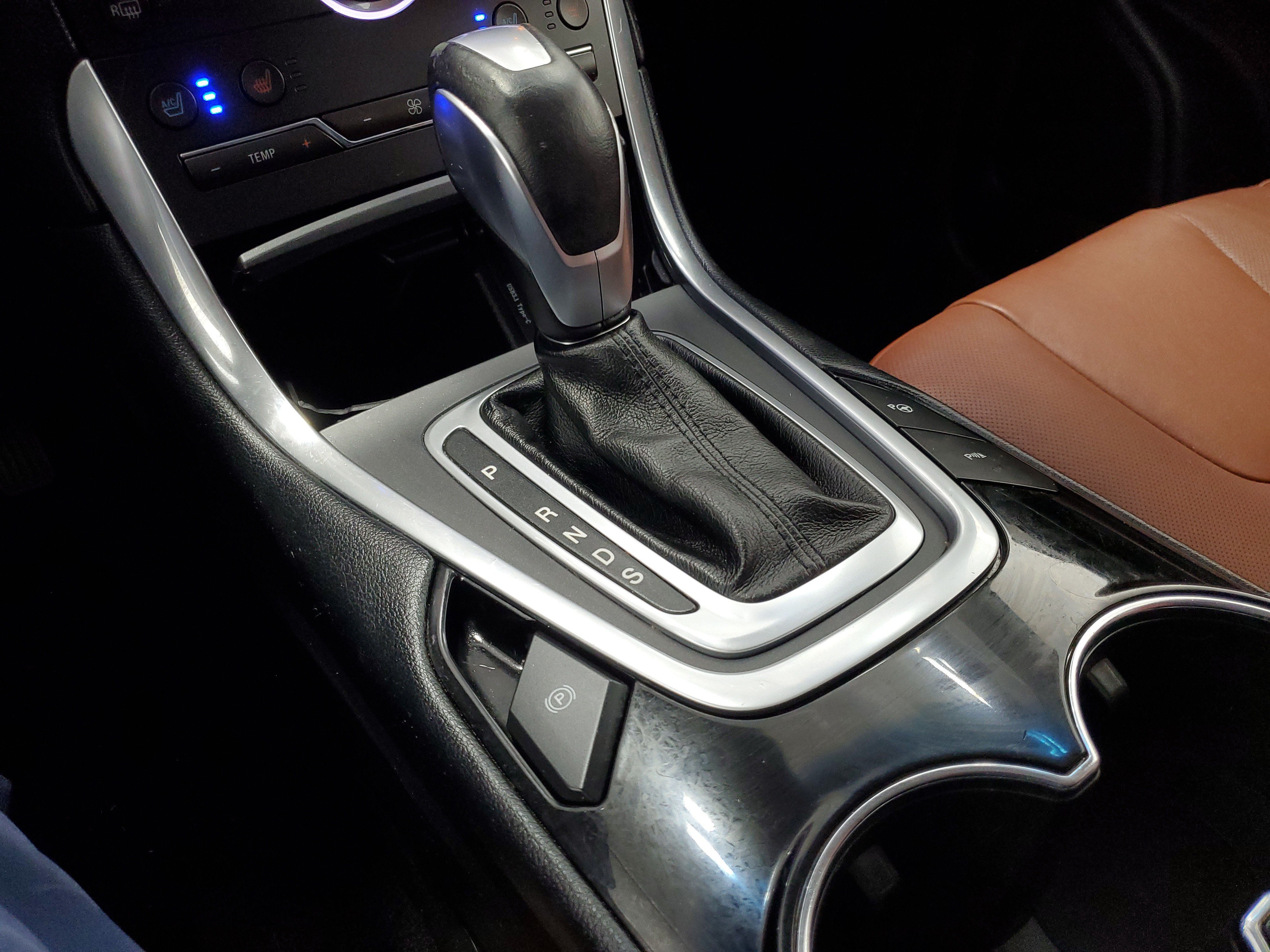 Used 2015 Magnetic Metallic Ford Titanium image 39