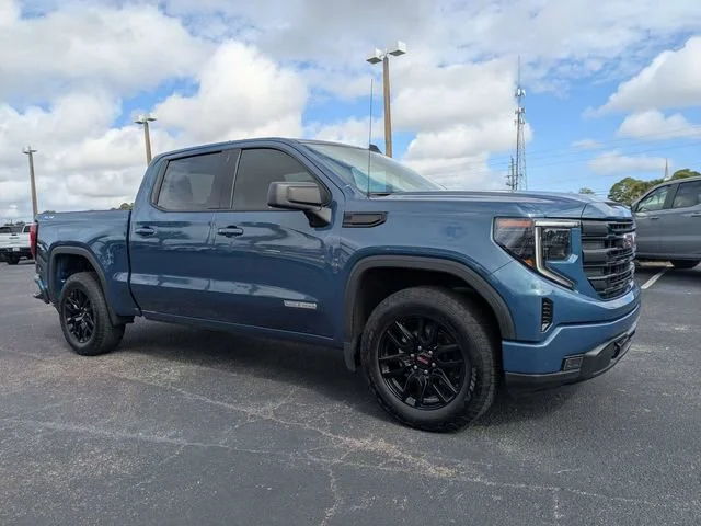 Used 2024 Downpour Metallic GMC Elevation image 2