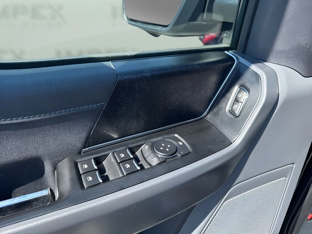 Used 2023 Blue Ford XLT image 26