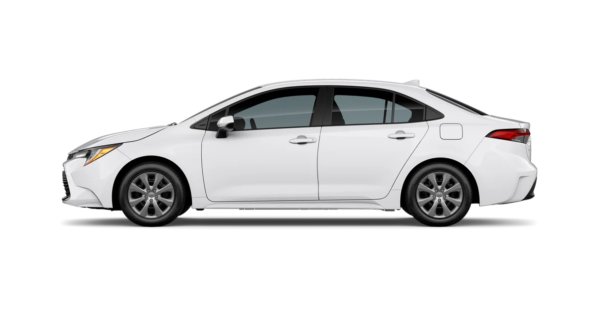 New 2027 Ice Cap Toyota LE image 4