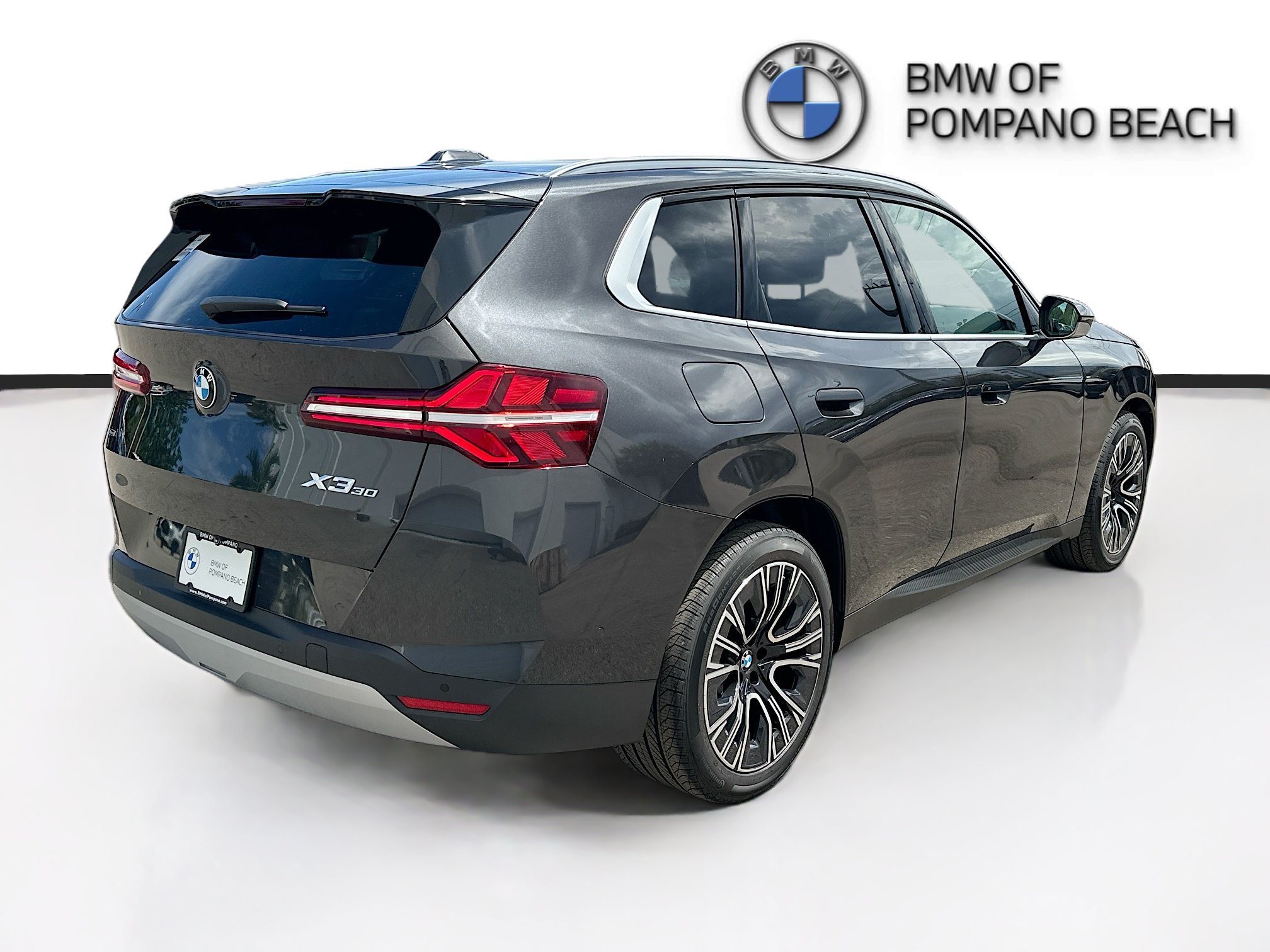 New 2026 Dark Graphite Metallic BMW 30 xDrive image 6