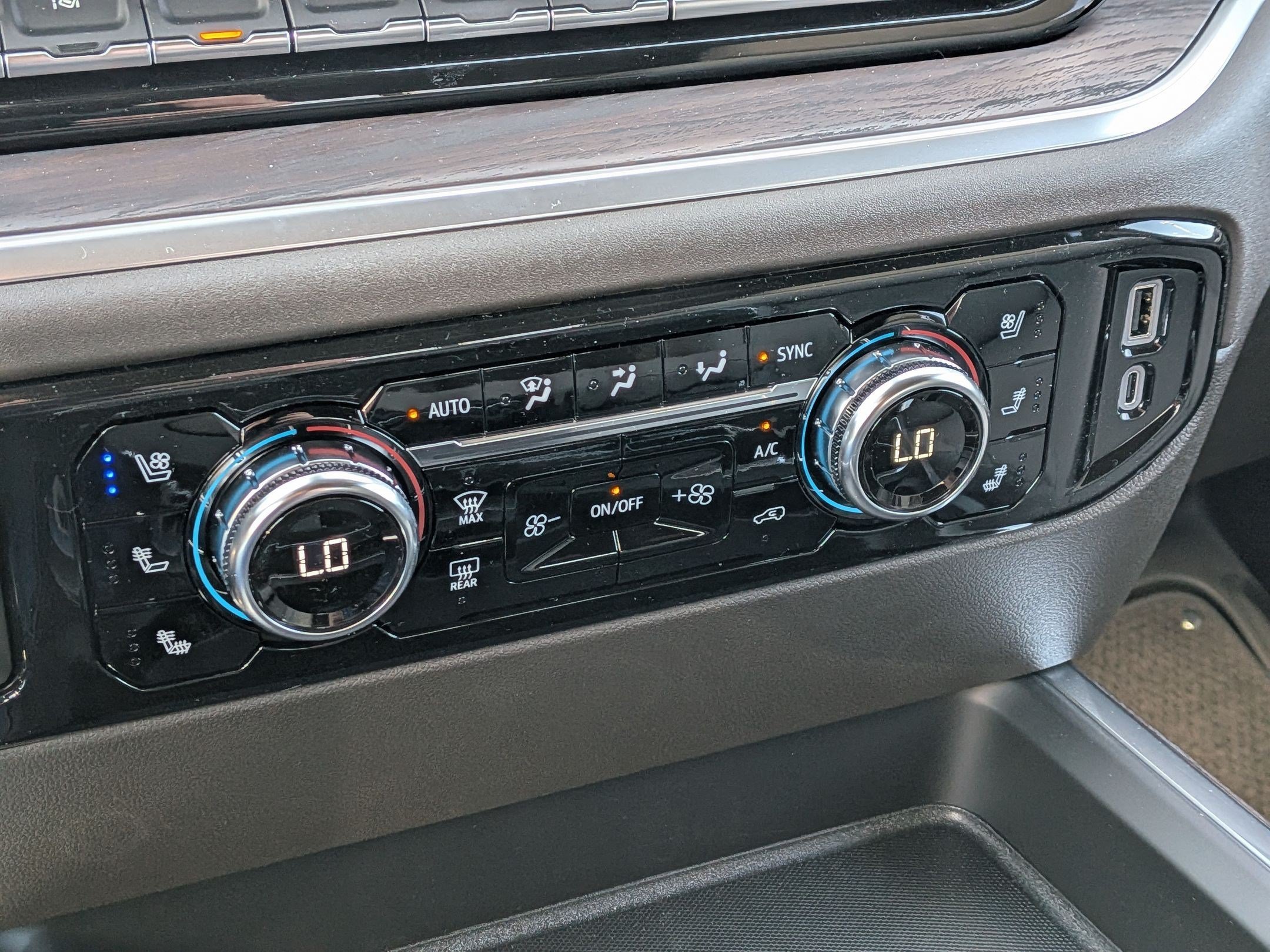 New 2026 Summit White GMC SLT image 14