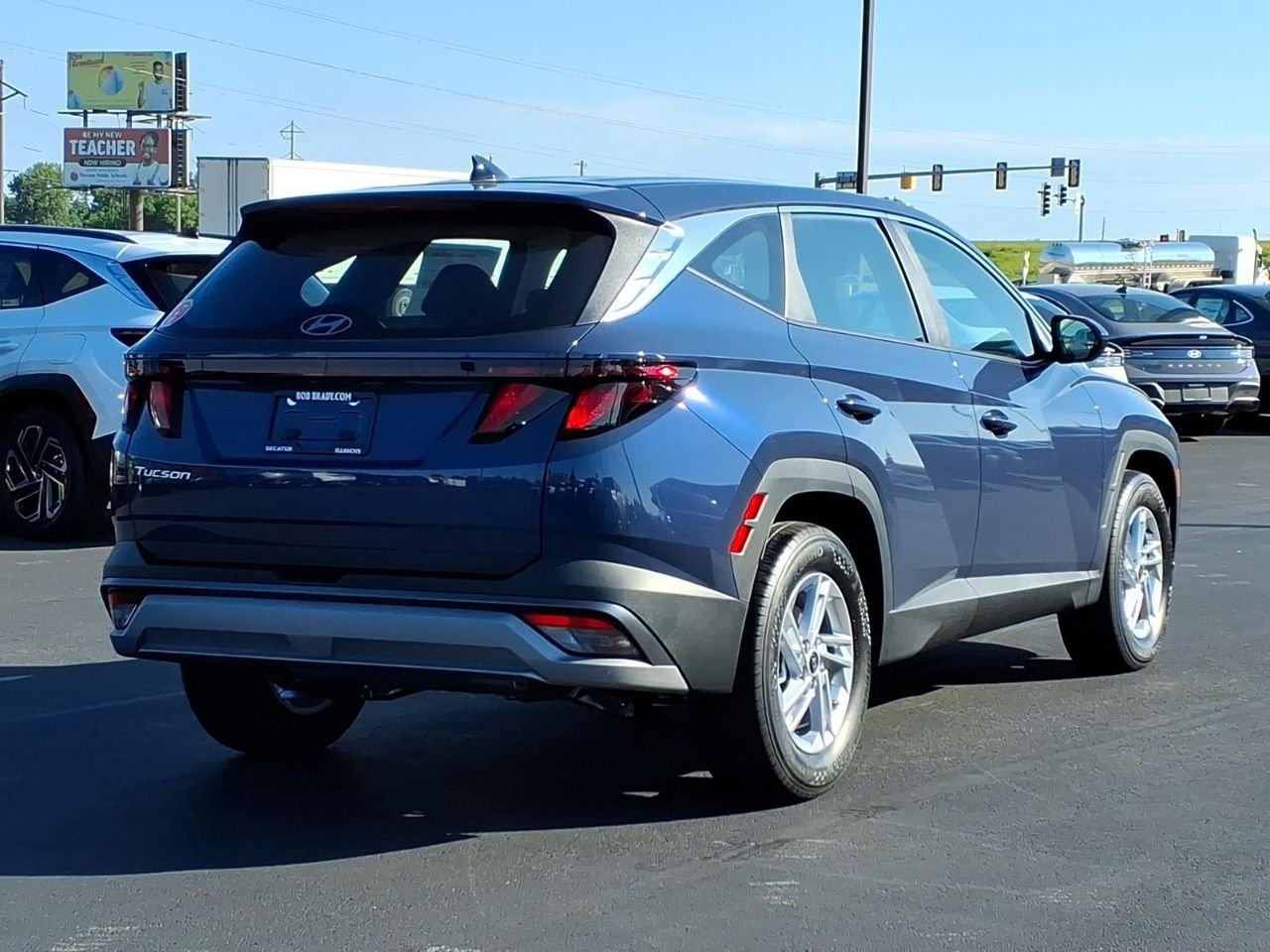 New 2026 Atlantis Blue Hyundai SE FWD image 10