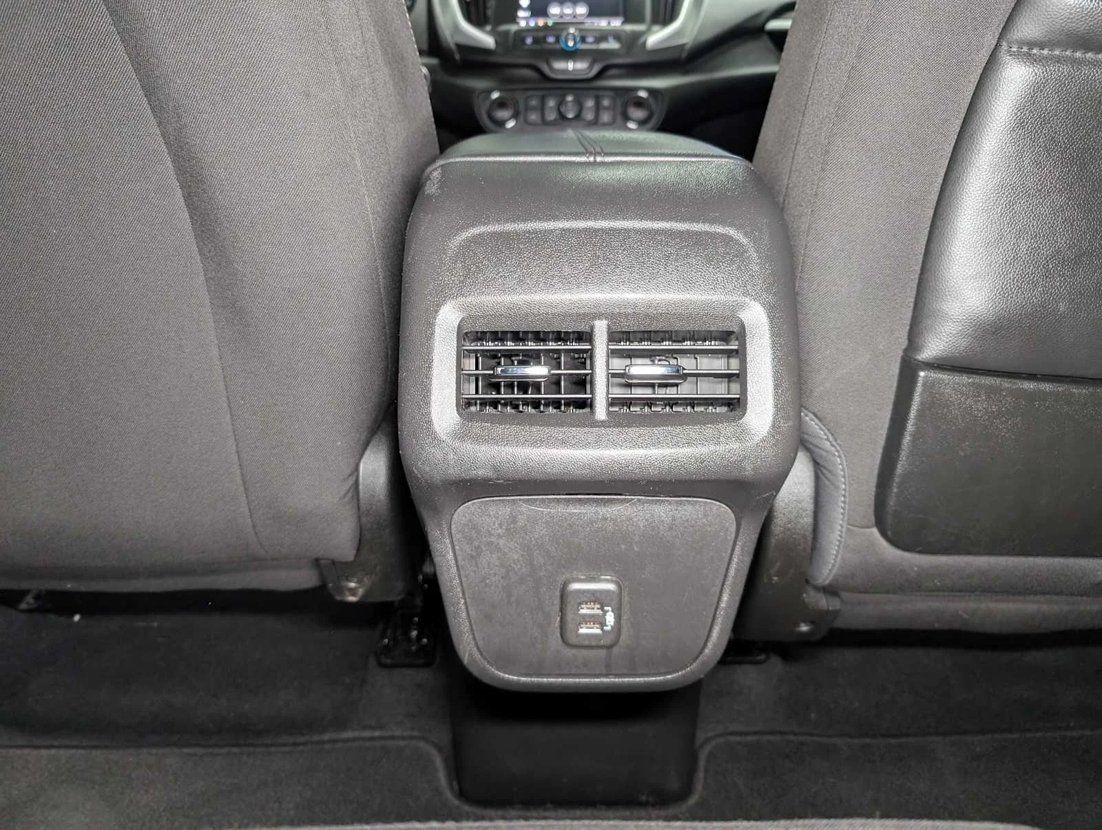 Used 2022 Ebony Twilight Metallic GMC SLE image 22