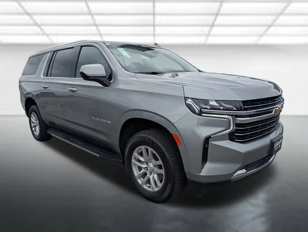2024 Chevrolet Suburban LT