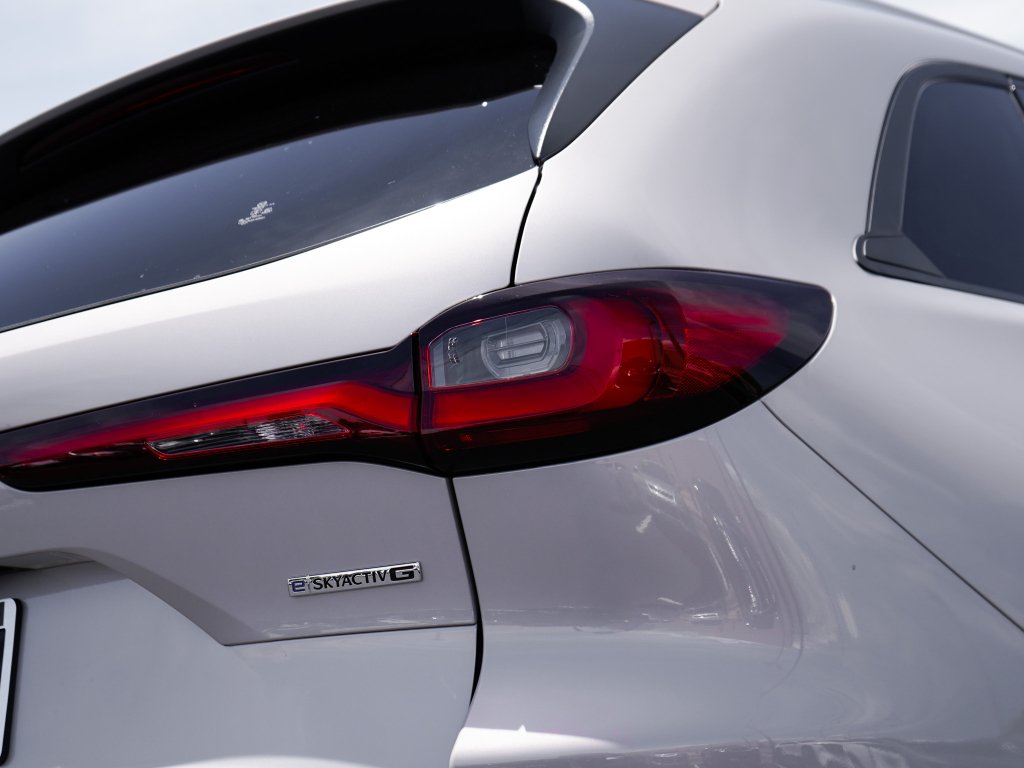 New 2026 Platinum Quartz Mazda Preferred image 11