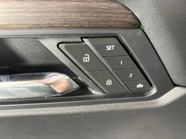 2026 GMC Acadia Denali - Photo 29