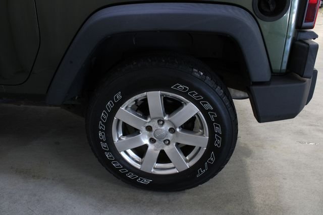 Used 2009 Green Jeep X image 24