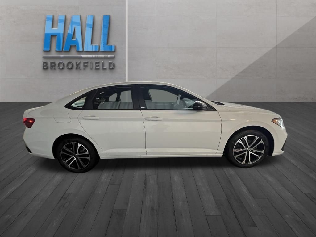 New 2026 White Volkswagen 1.5T Sport image 6