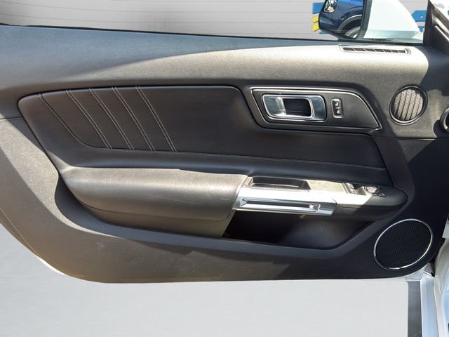 Used 2019 White Ford GT Premium image 15