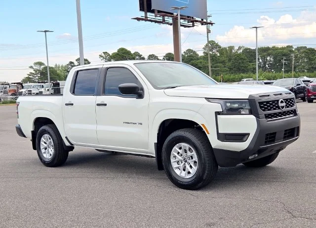 New 2027 Glacier White Nissan Crew Cab S image 5