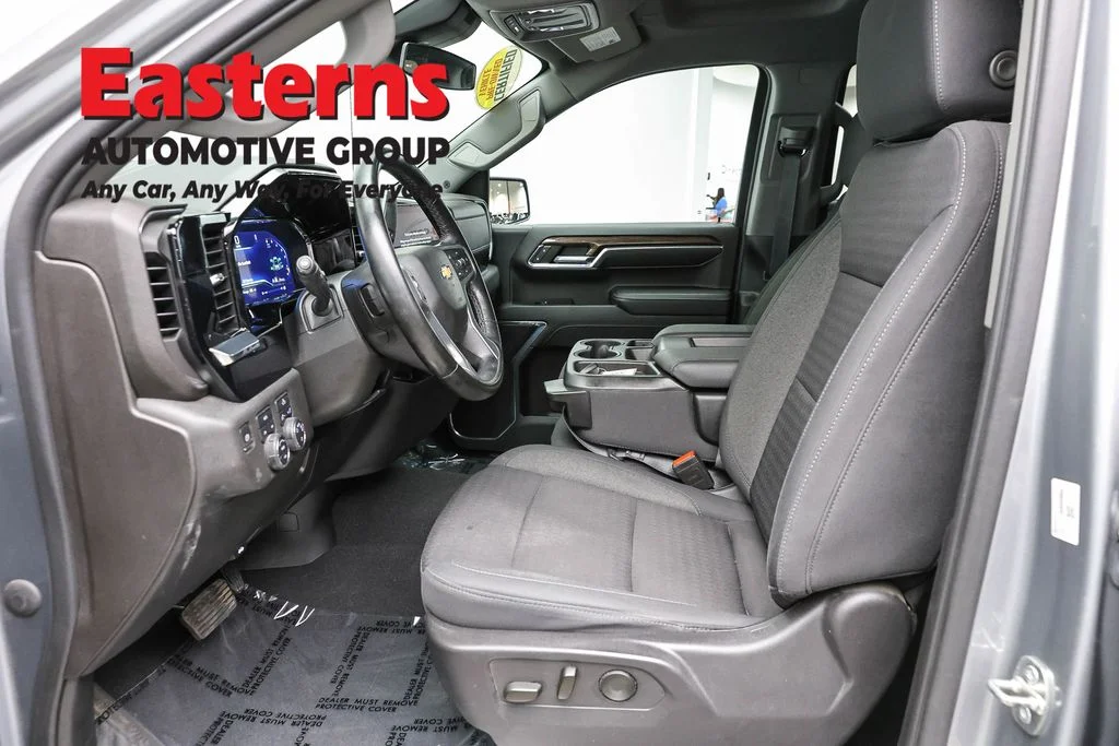 Used 2023 Gray Chevrolet LT image 14
