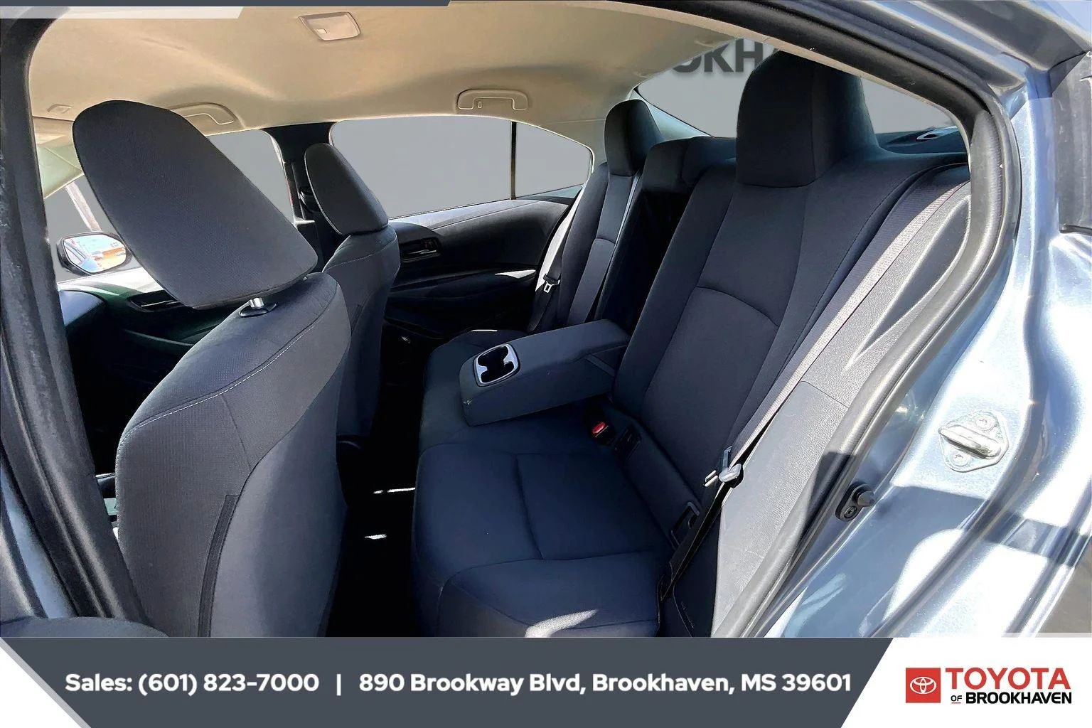 Used 2023 Celestite Toyota LE image 19