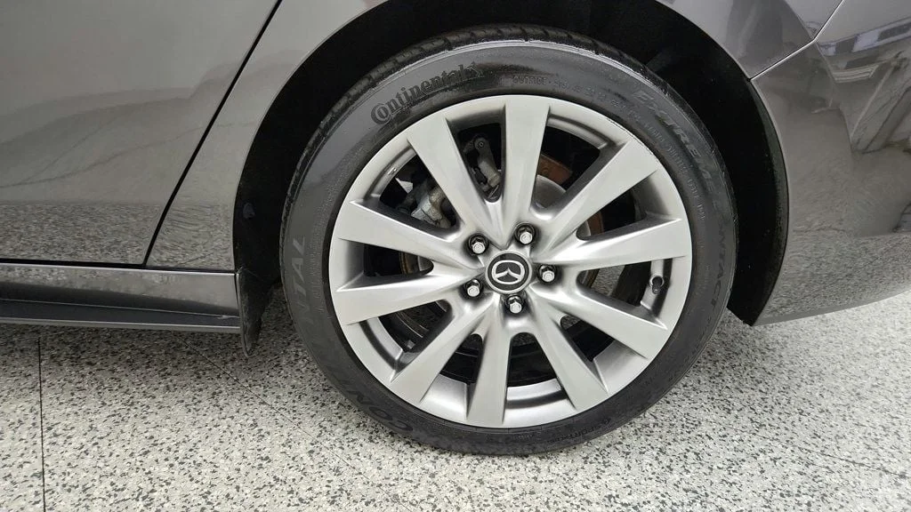 Used 2020 Machine Gray Metallic Mazda Premium Package AWD image 9