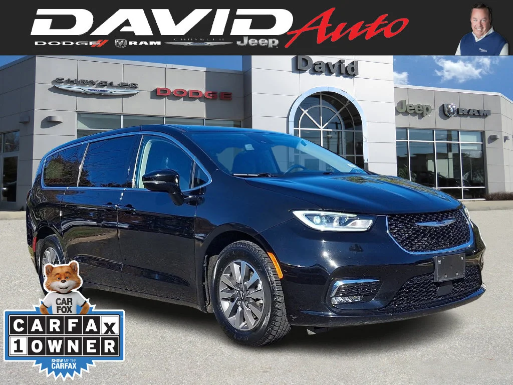 2024 Chrysler Pacifica PHEV