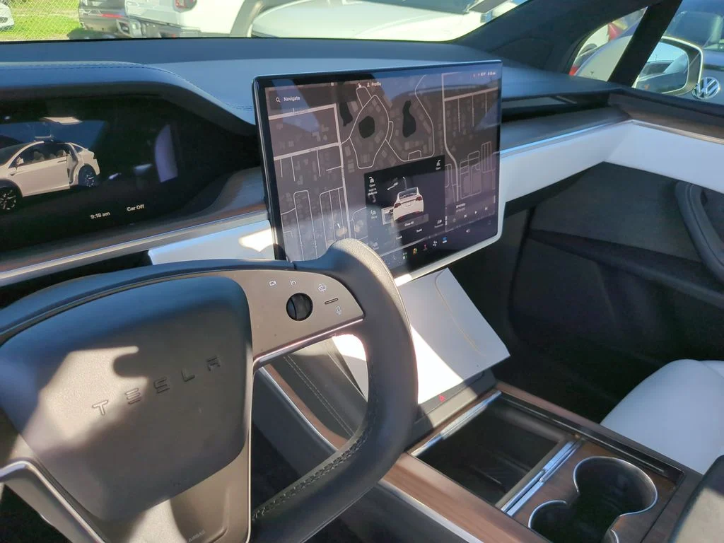 Used 2024 White Tesla Base image 11