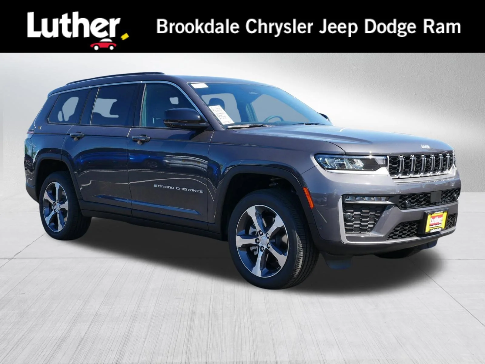 2026 Jeep Grand Cherokee L Limited 4x4's photo