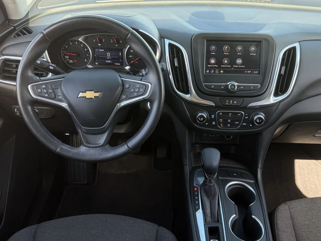 Used 2022 White Chevrolet LT image 12
