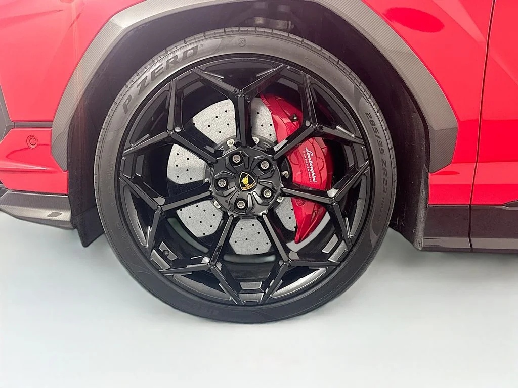 Used 2023 Rosso Mars Metallic Lamborghini Performante image 34