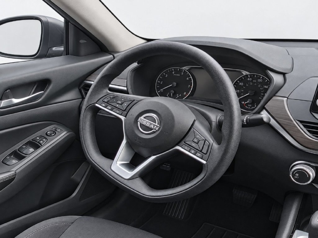 Used 2024 Gray Nissan 2.5 SV image 19