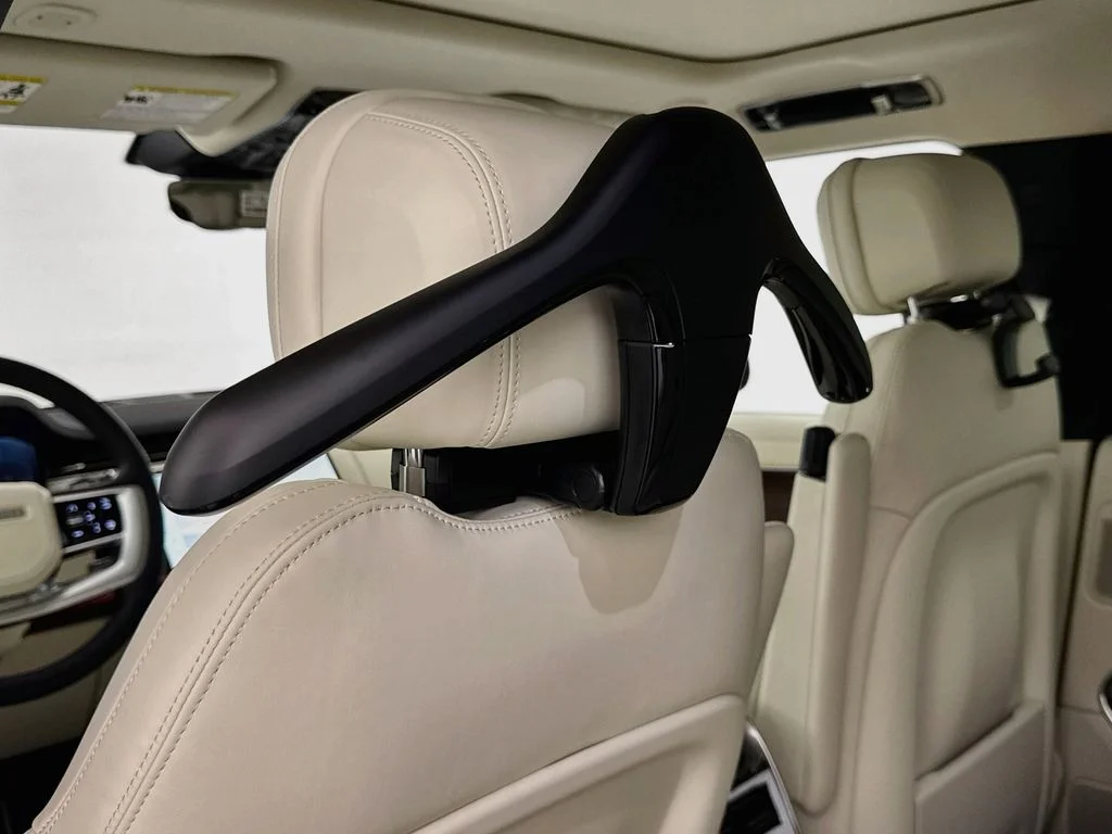 New 2027 Fuji White Land Rover SE image 26