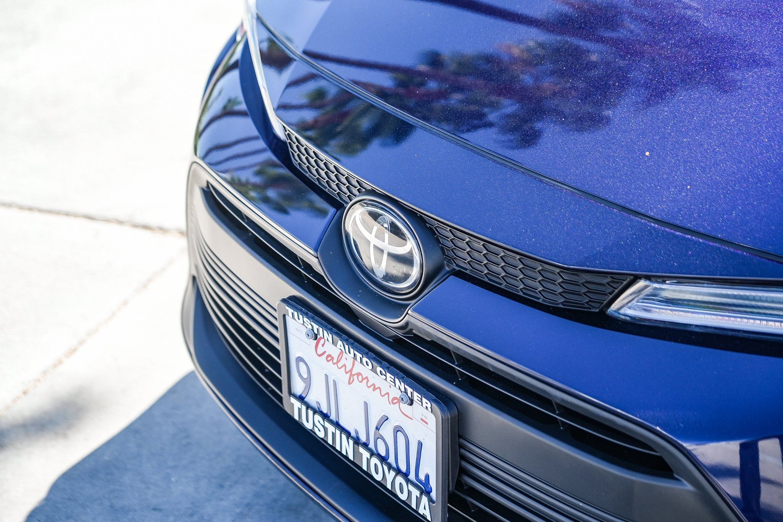 Used 2024  Toyota LE image 3
