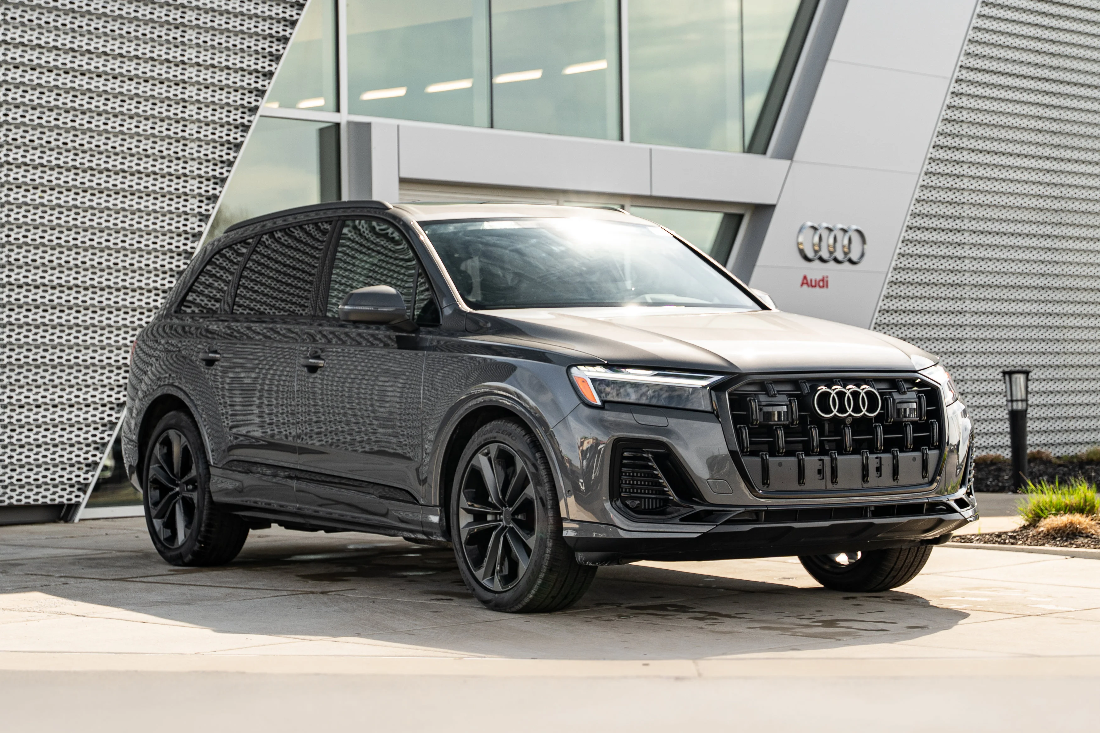 2026 Audi Q7 55 Premium Plus quattro Tiptronic's photo