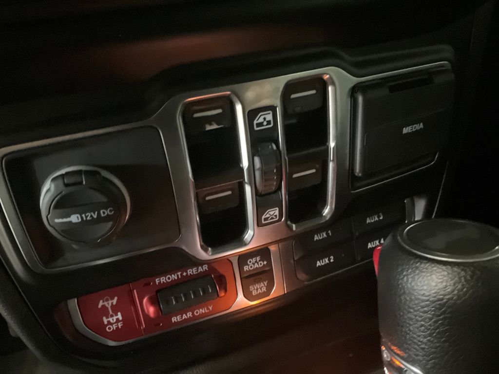 Used 2021 Black Jeep Unlimited Rubicon image 16