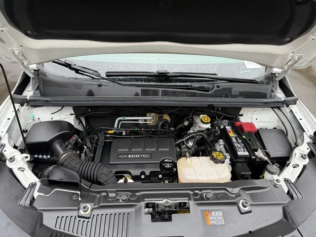 Used 2018 White Chevrolet LS image 16