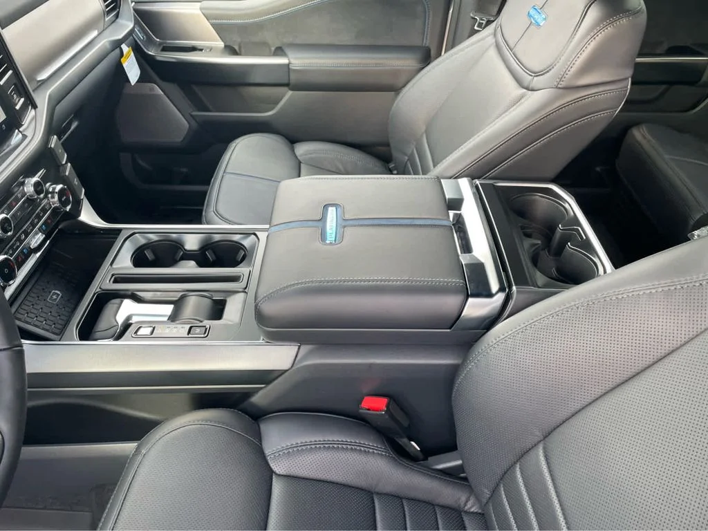 New 2025 Space White Metallic Ford Platinum® image 36