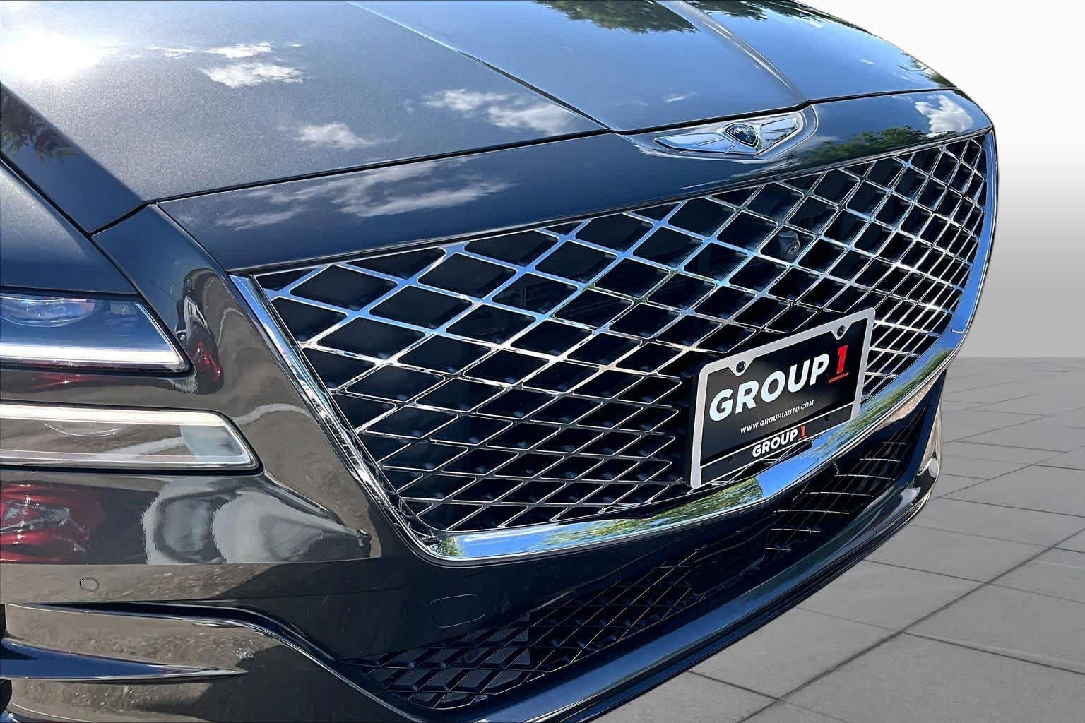 Used 2024 Makalu Gray Genesis  image 29