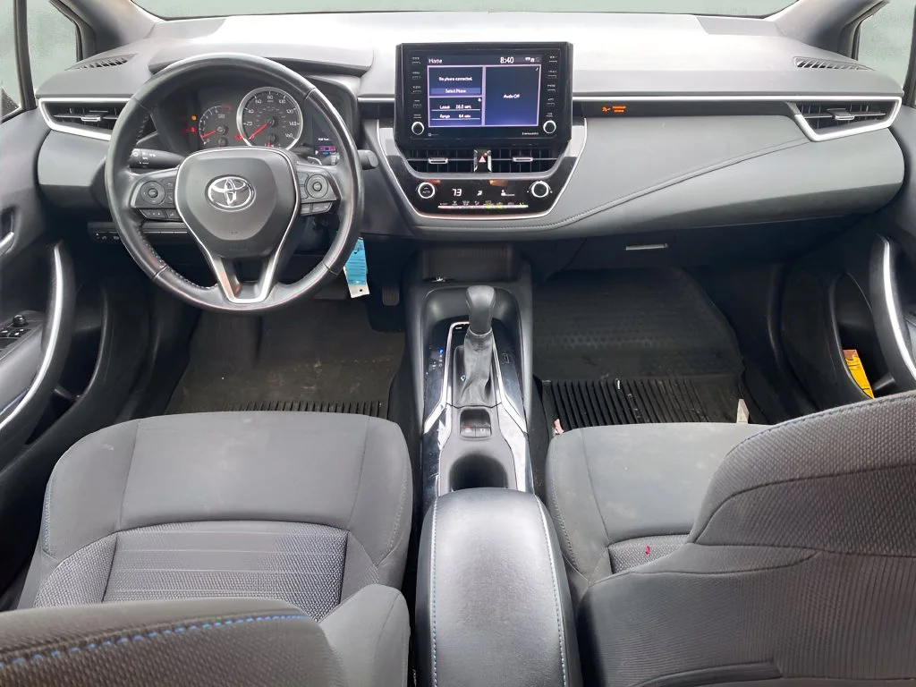 Used 2022 Silver Toyota SE image 14