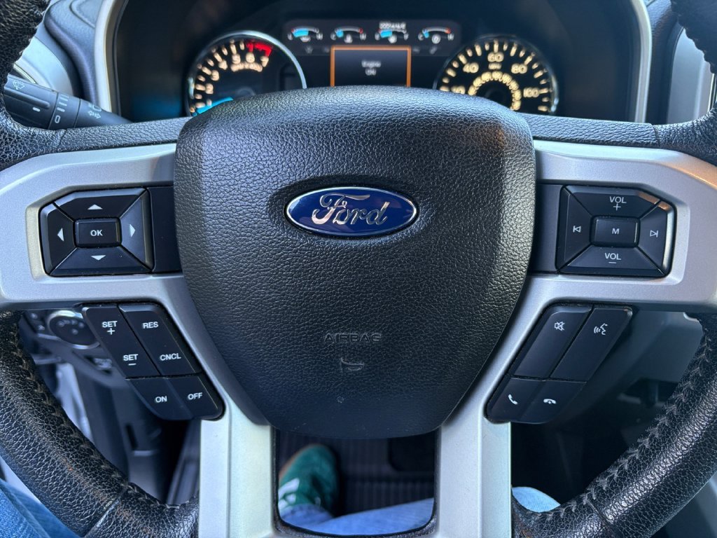 Used 2015 Silver Ford  image 15