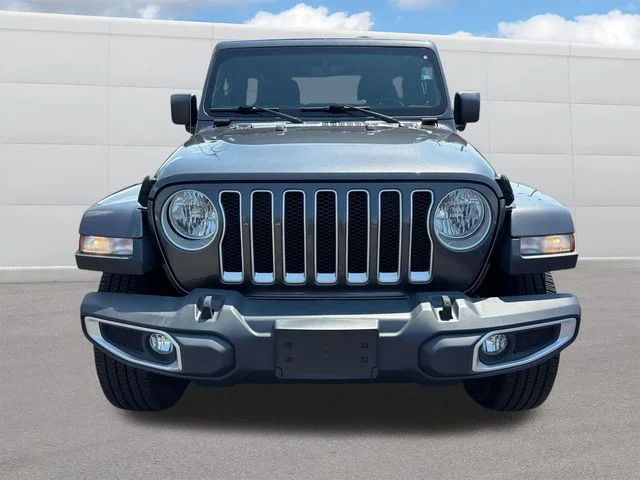 Used 2020 Gray Jeep Unlimited Sahara image 9