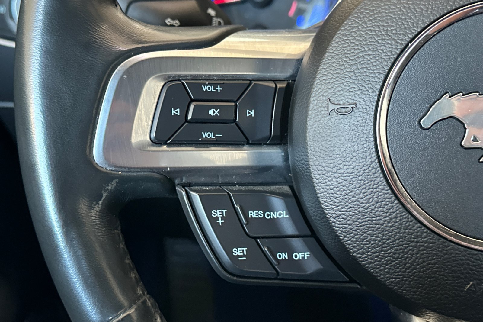 Used 2020 Silver Ford GT Premium image 24