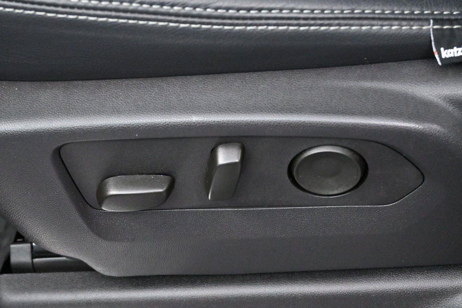 Used 2025 Sterling Gray Metallic Chevrolet LT image 14