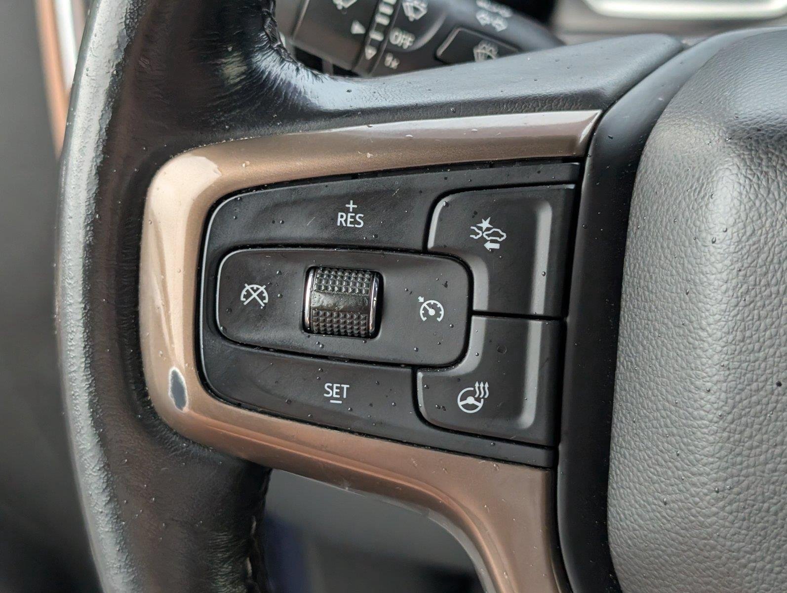 Used 2022 NORTHSKY BLUE METALLIC Chevrolet High Country image 29