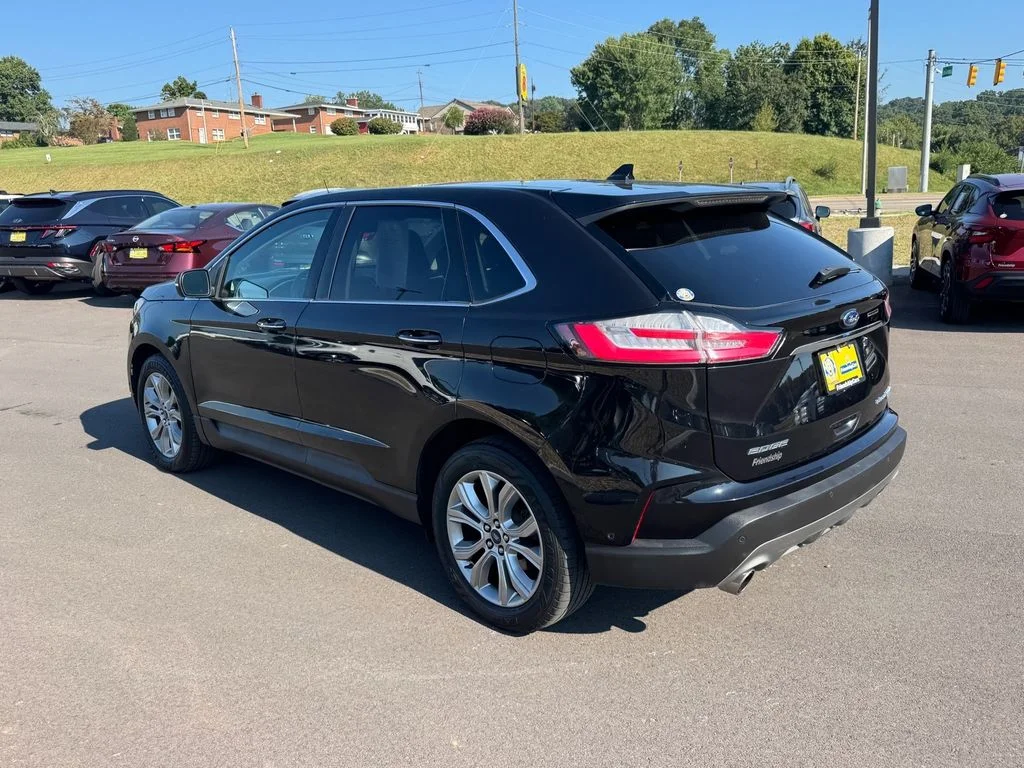 Used 2019 Black Ford Titanium image 5