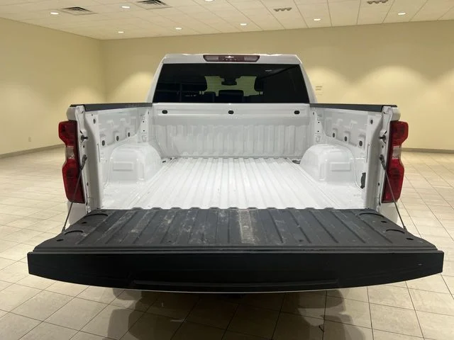 New 2025 White Chevrolet Custom image 23