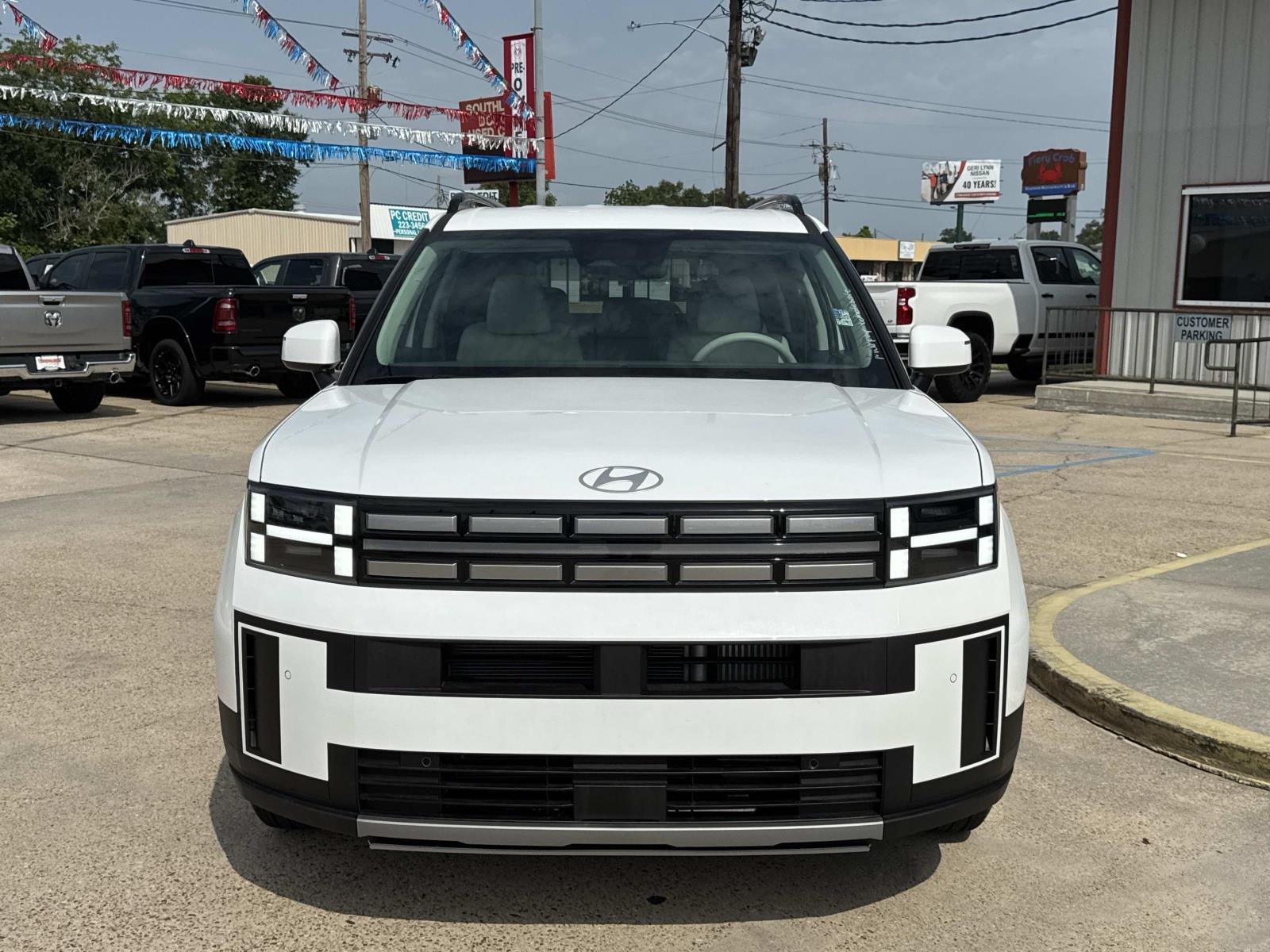 Used 2025 Serenity White Hyundai SEL image 2