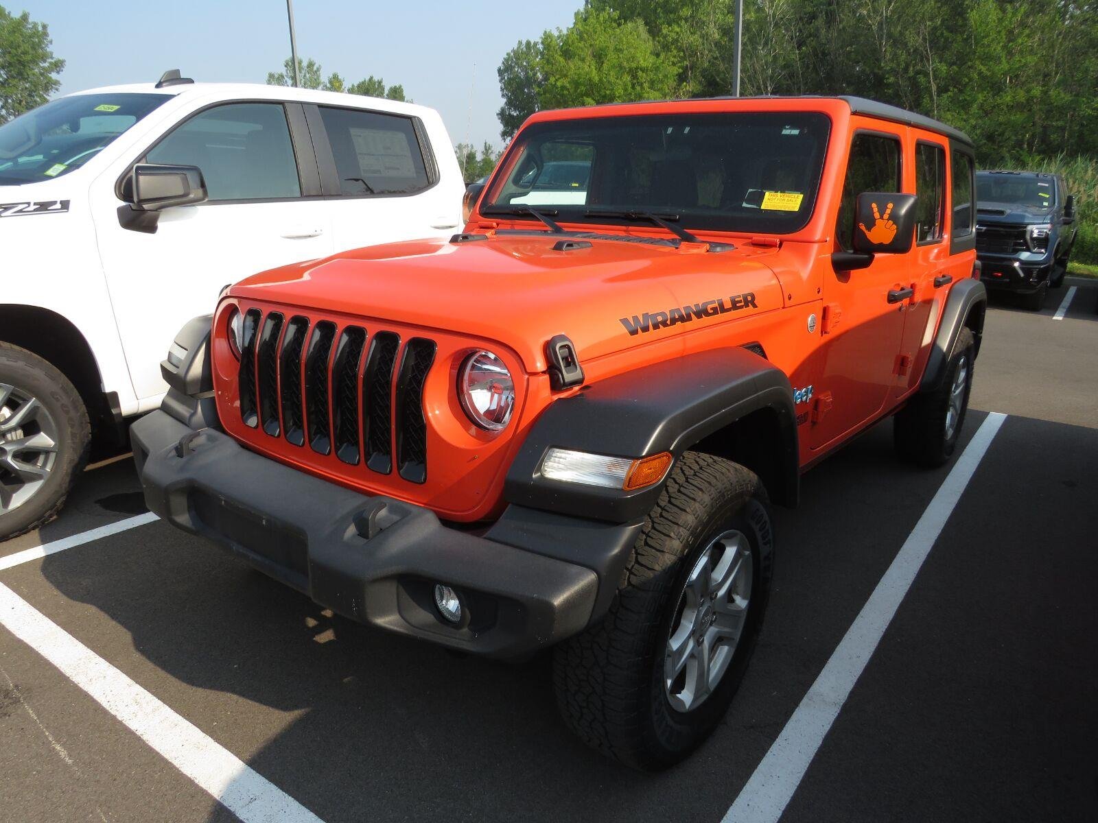 Used 2020 Punkn Metallic Clearcoat Jeep Sport S image 5