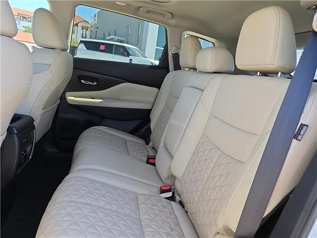 Used 2024 QAB  Whit Nissan Platinum image 12