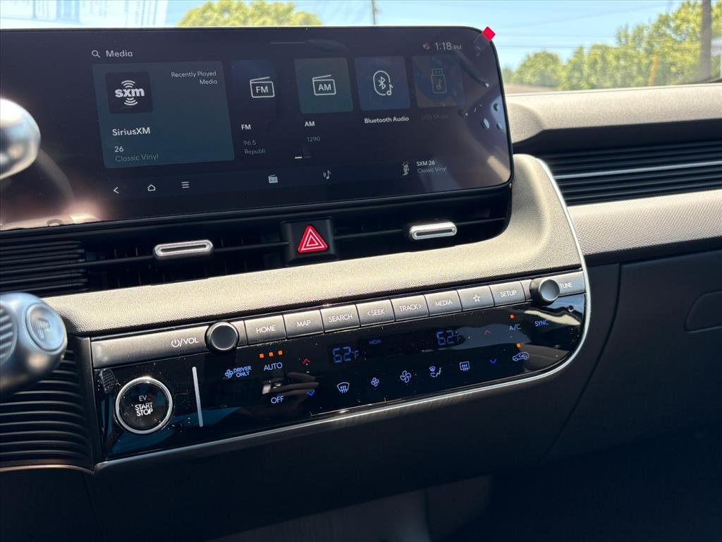 New 2026 Abyss Black A2b Hyundai SE image 7