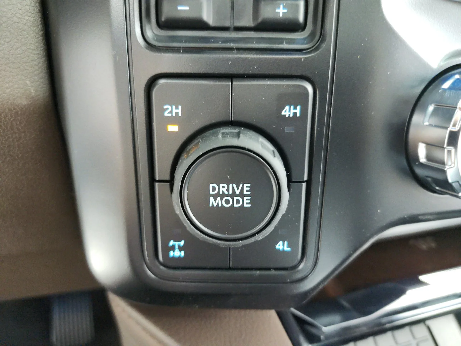 New 2026 Gray Ford King Ranch image 29