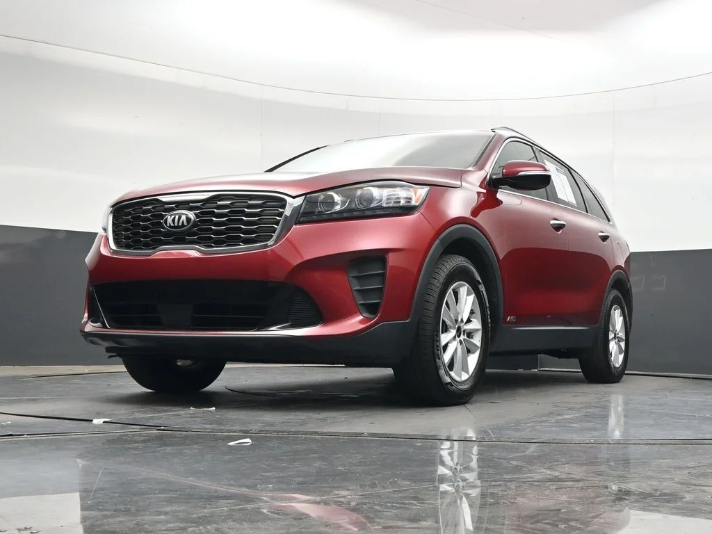 Used 2020 Passion Red Kia LX image 32
